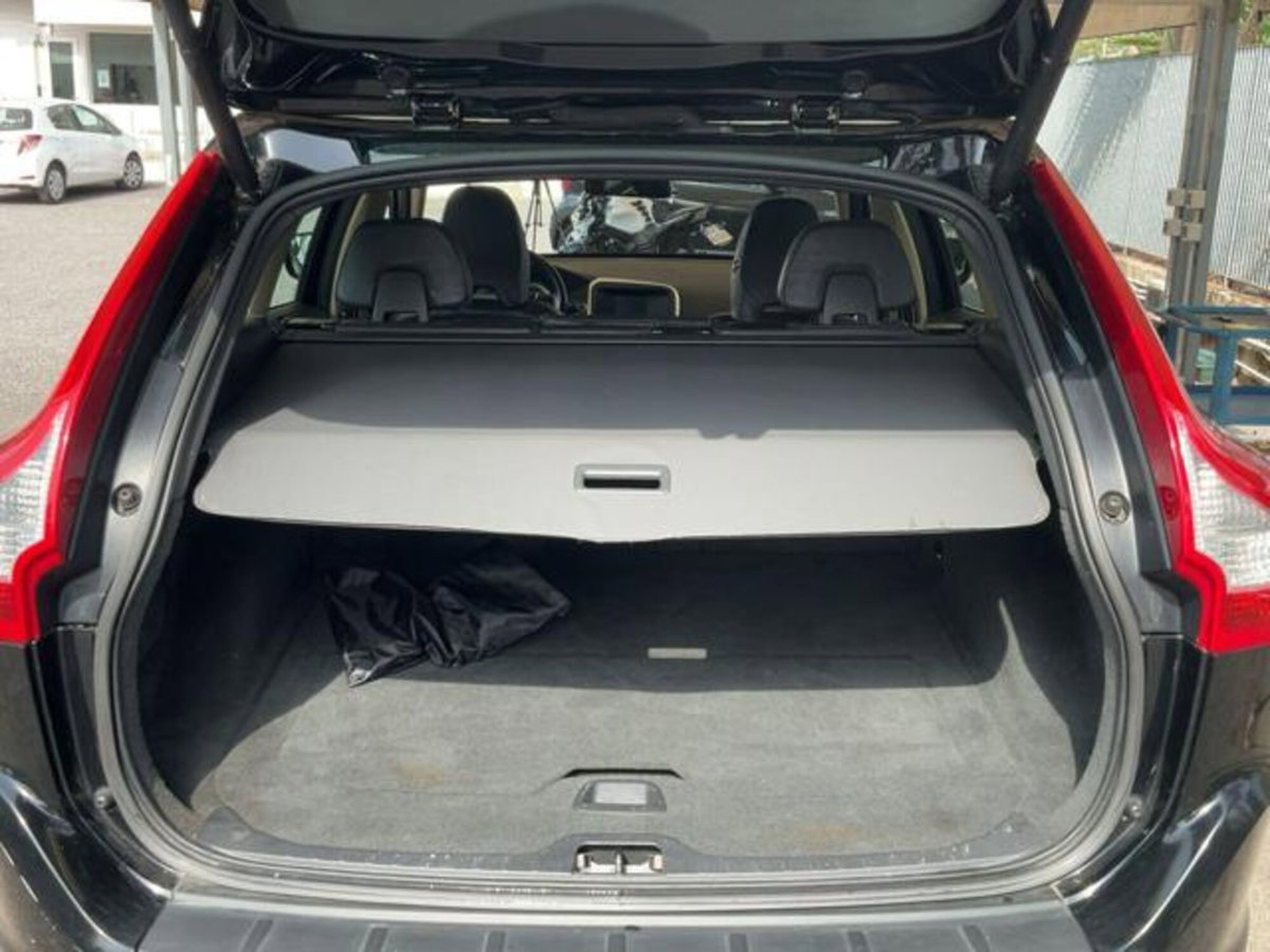 Volvo XC60 D4 Geartronic Momentum (15)