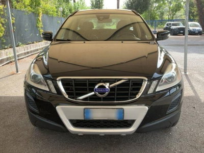 Volvo XC60 D4 Geartronic Momentum (2)