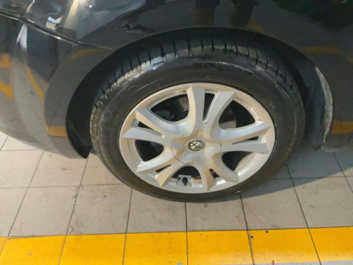 Alfa Romeo MiTo 1.4 78 CV 8V S&S Progression (6)