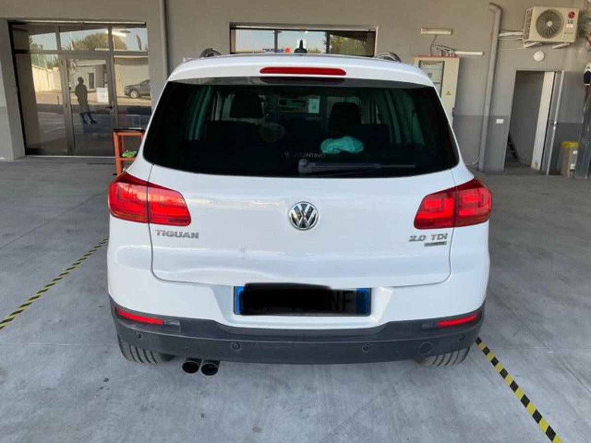 Volkswagen Tiguan 2.0 TDI 140 CV Sport & Style BlueMotion Tech. (7)
