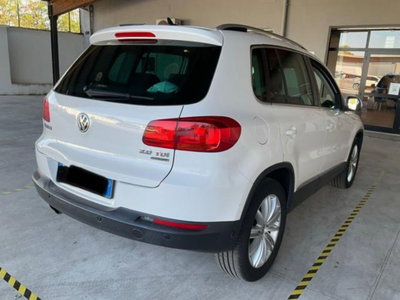 Volkswagen Tiguan 2.0 TDI 140 CV Sport & Style BlueMotion Tech. (8)