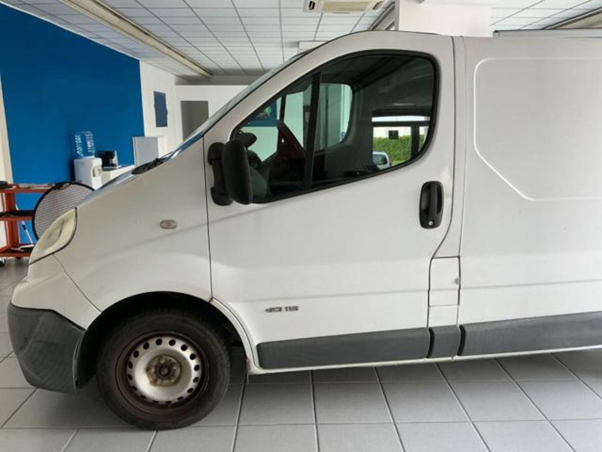 Nissan Primastar Furgone V27 2.0 dCi 115CV PC-TN Furgone Easy (2)
