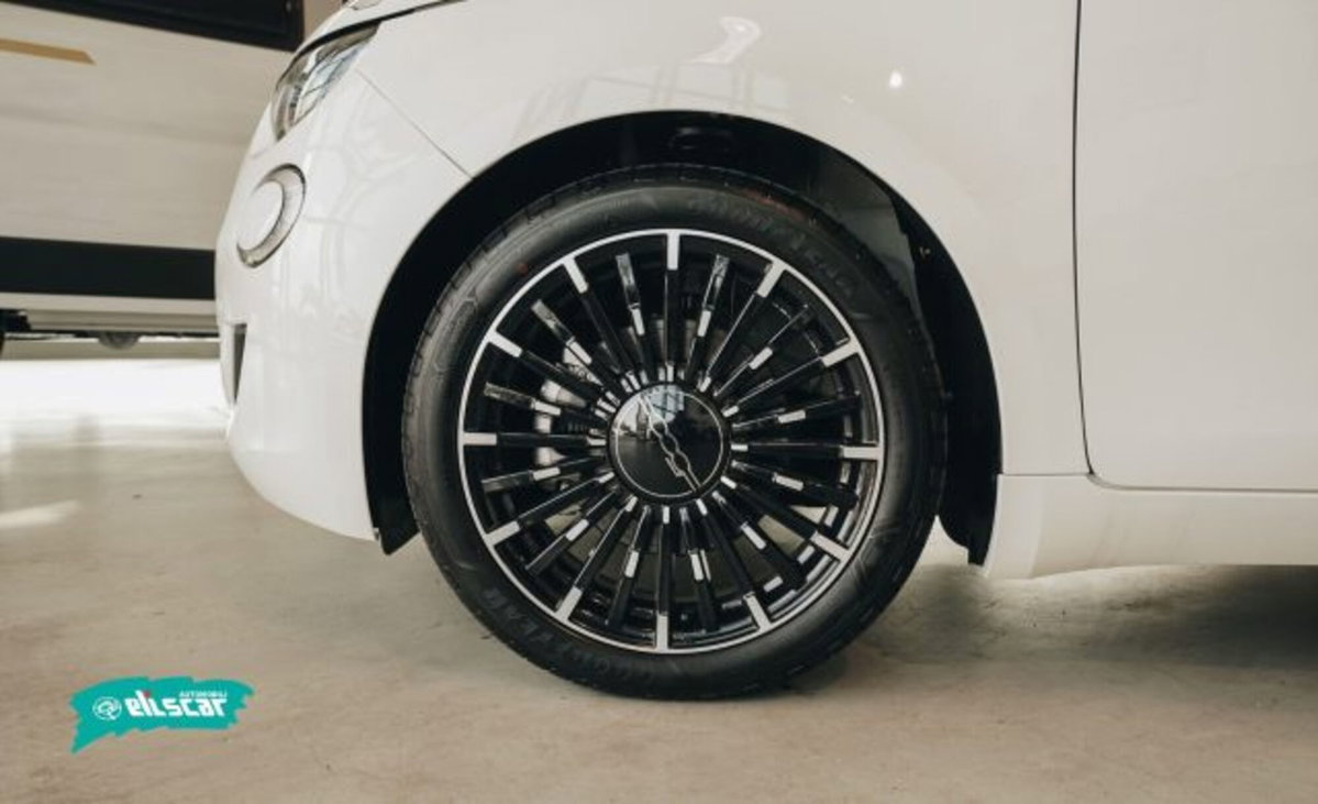 Fiat 500 1.0 hybrid La Prima (5)