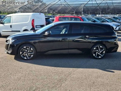 Peugeot 308 SW Hybrid 180 e-EAT8 Allure Pack (4)