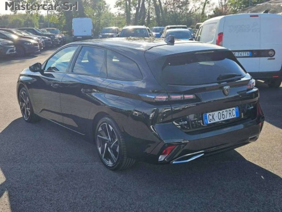 Peugeot 308 SW Hybrid 180 e-EAT8 Allure Pack (8)