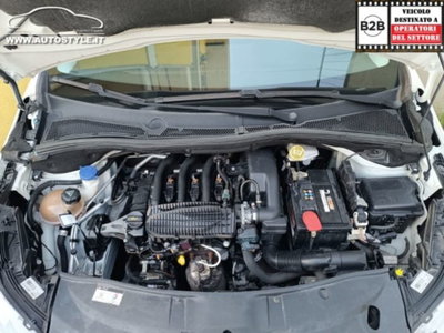 Peugeot 2008 VTi 82CV Allure (15)
