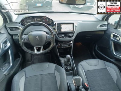 Peugeot 2008 VTi 82CV Allure (2)