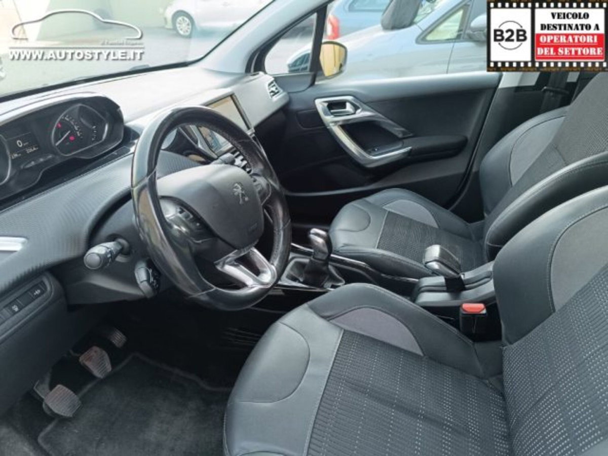 Peugeot 2008 VTi 82CV Allure (9)