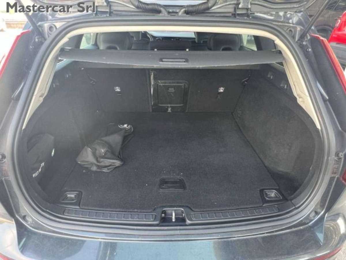 Volvo V60 D3 Geartronic Business (15)