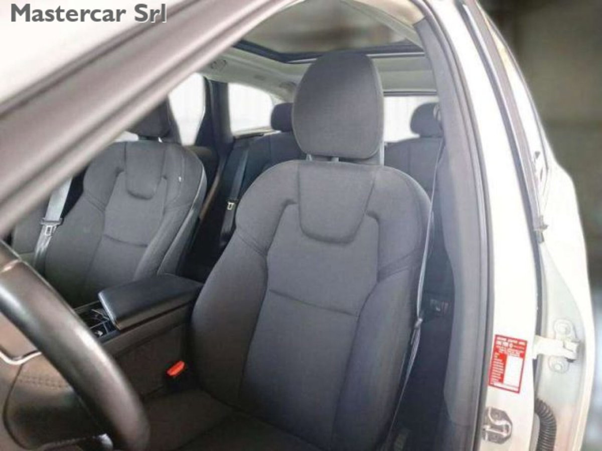Volvo XC60 2.0 t6 phev Core awd auto (11)