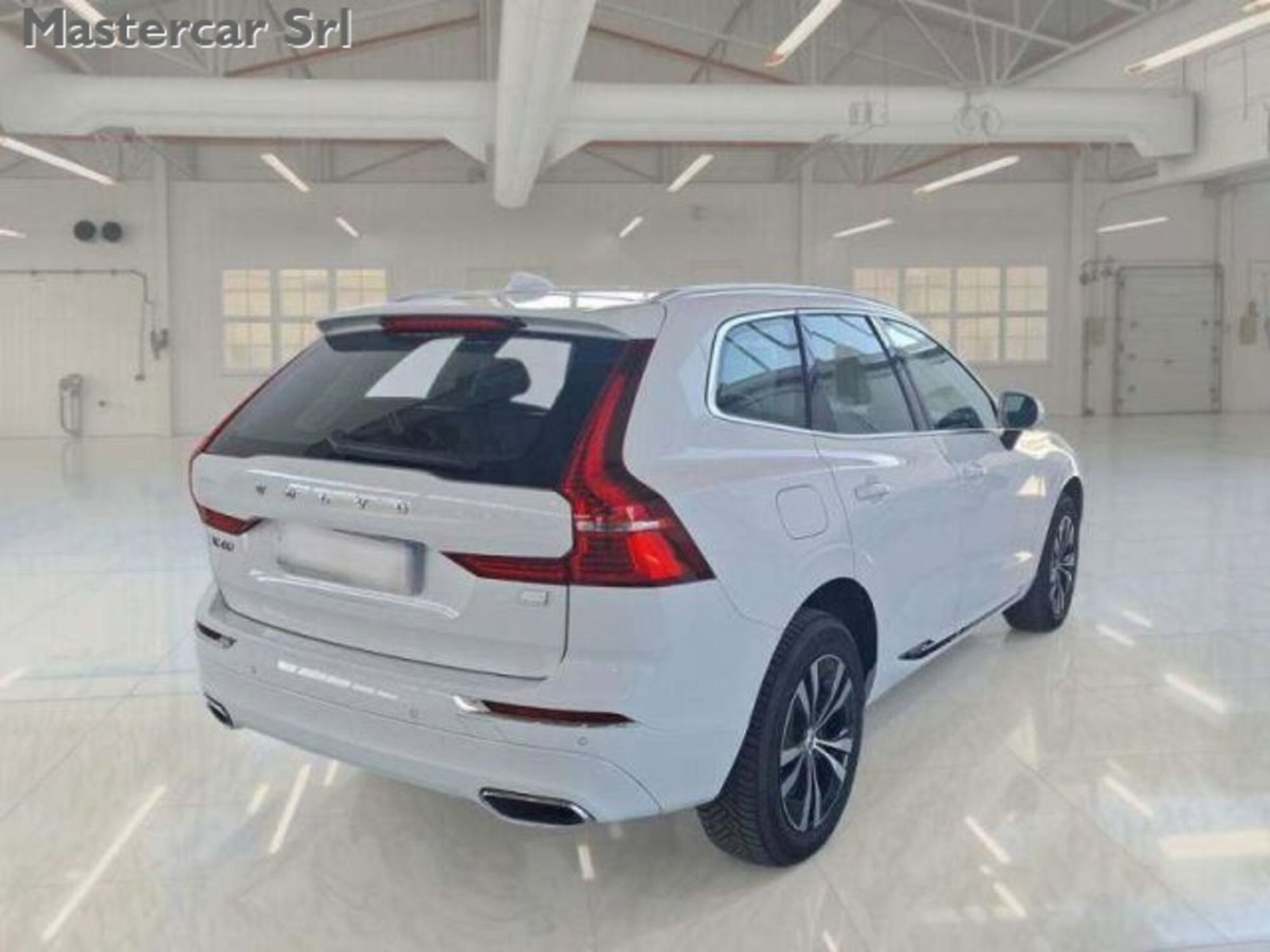 Volvo XC60 2.0 t6 phev Core awd auto (3)