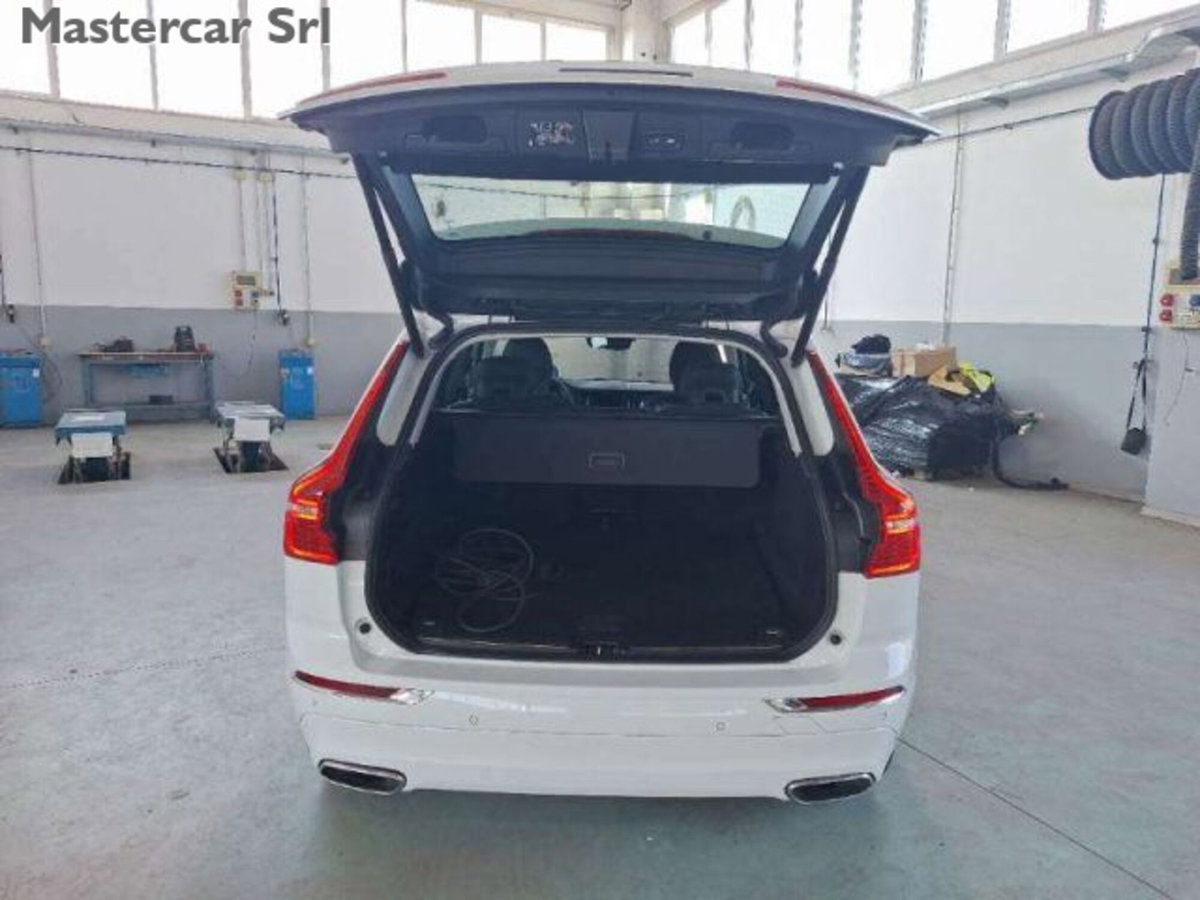 Volvo XC60 2.0 t6 phev Core awd auto (5)
