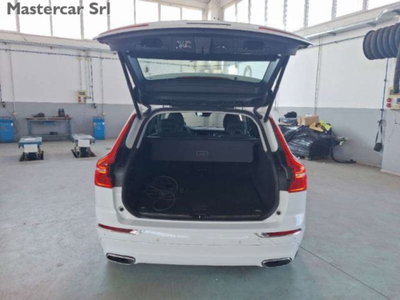 Volvo XC60 2.0 t6 phev Core awd auto (5)
