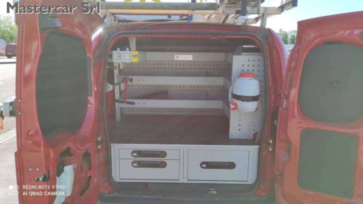 Fiat Fiorino 1.3 MJT 95CV Furgone (15)