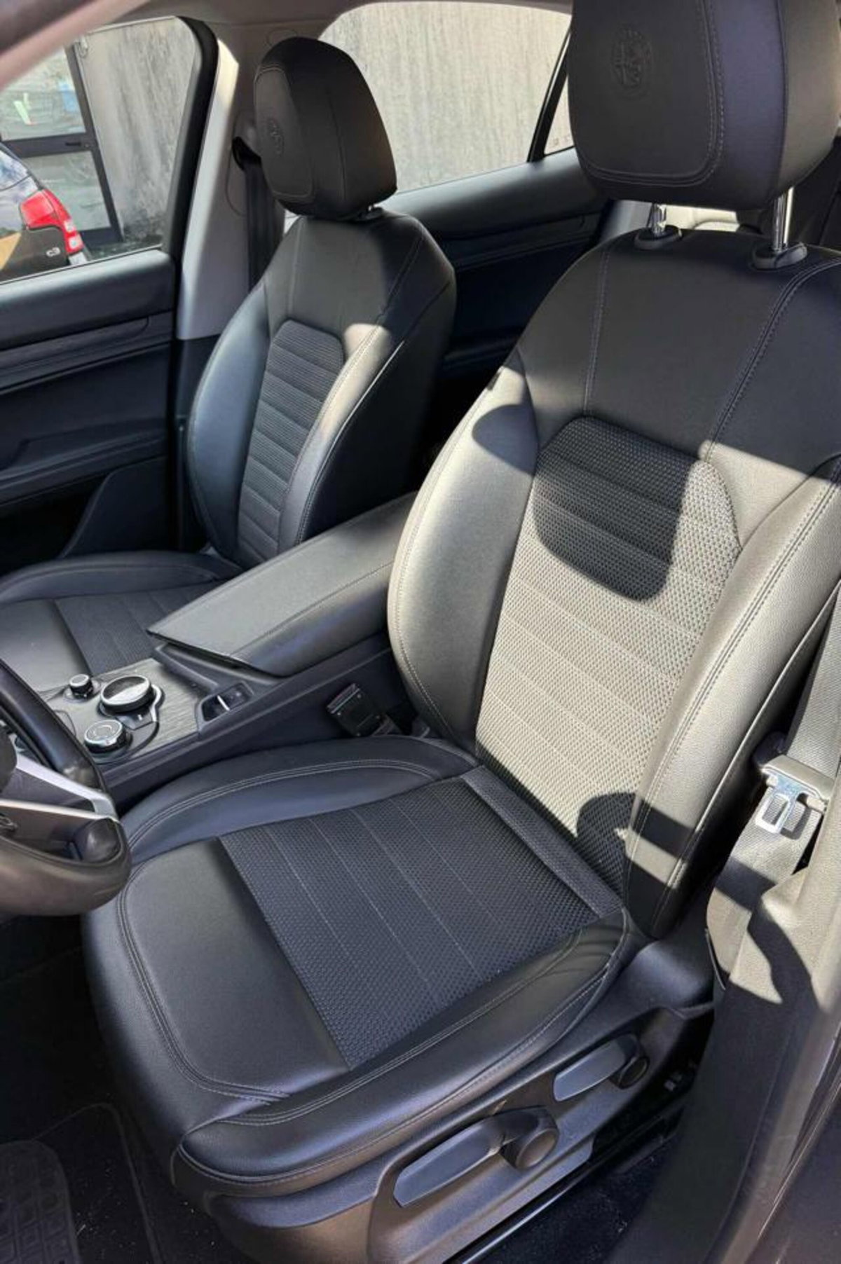 Alfa Romeo Stelvio Stelvio 2.2 Turbodiesel 210 CV AT8 Q4 Business (11)