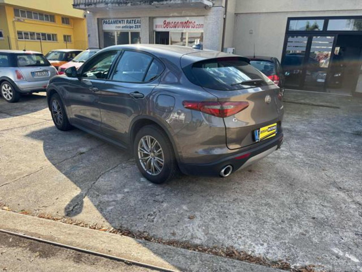 Alfa Romeo Stelvio Stelvio 2.2 Turbodiesel 210 CV AT8 Q4 Business (4)