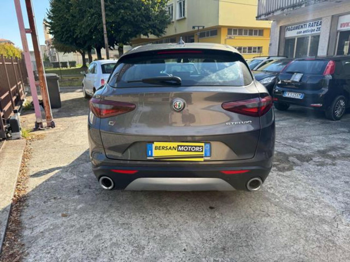 Alfa Romeo Stelvio Stelvio 2.2 Turbodiesel 210 CV AT8 Q4 Business (6)