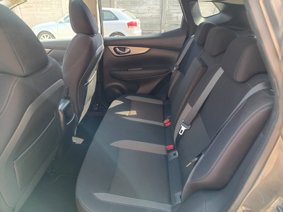 Nissan Qashqai 1.7 dCi 150 CV 4WD N-Connecta (8)