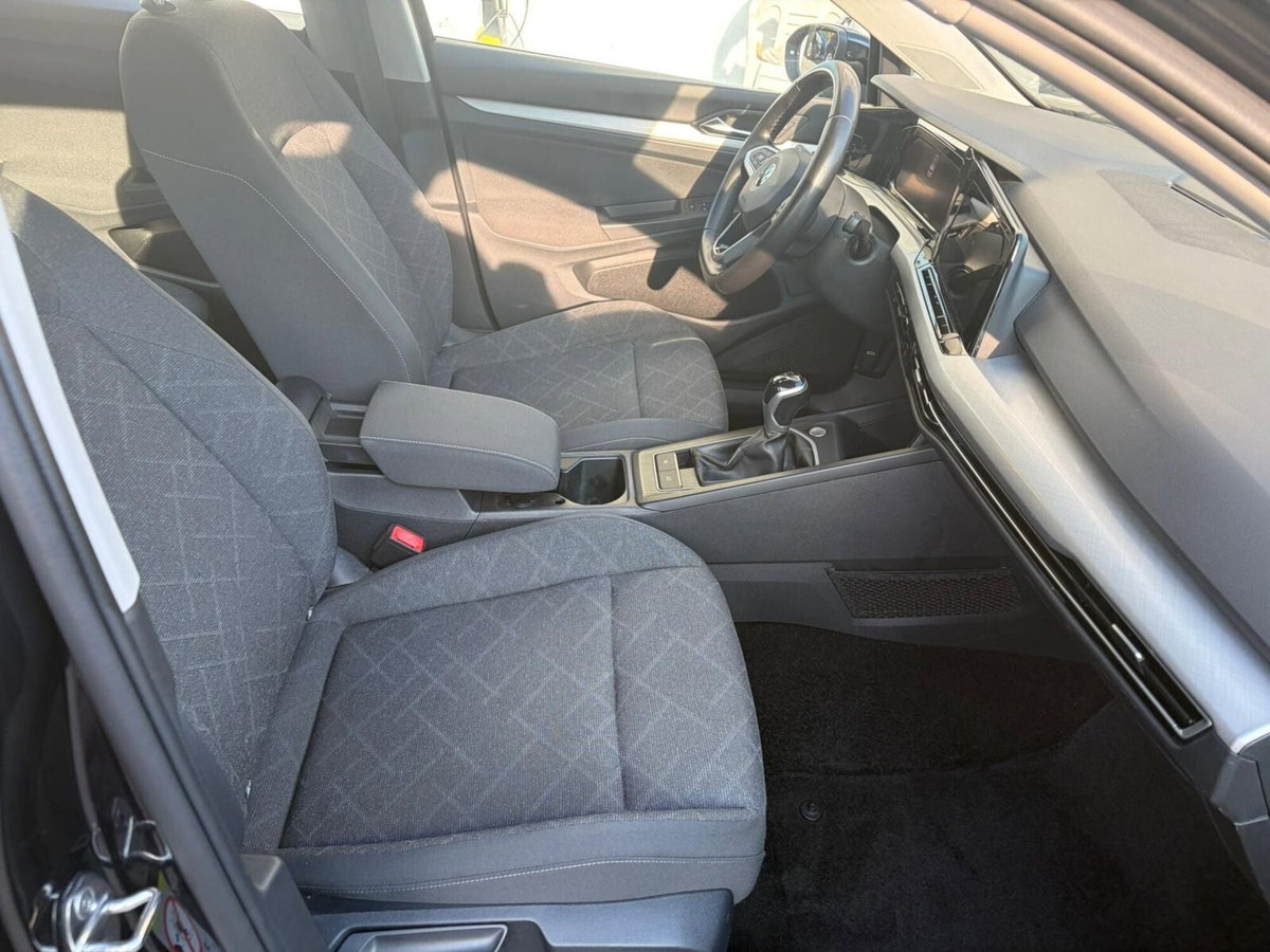 Volkswagen Golf 2.0 TDI SCR Life (10)