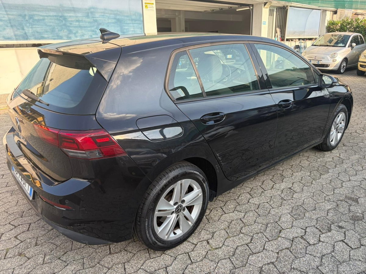 Volkswagen Golf 2.0 TDI SCR Life (4)