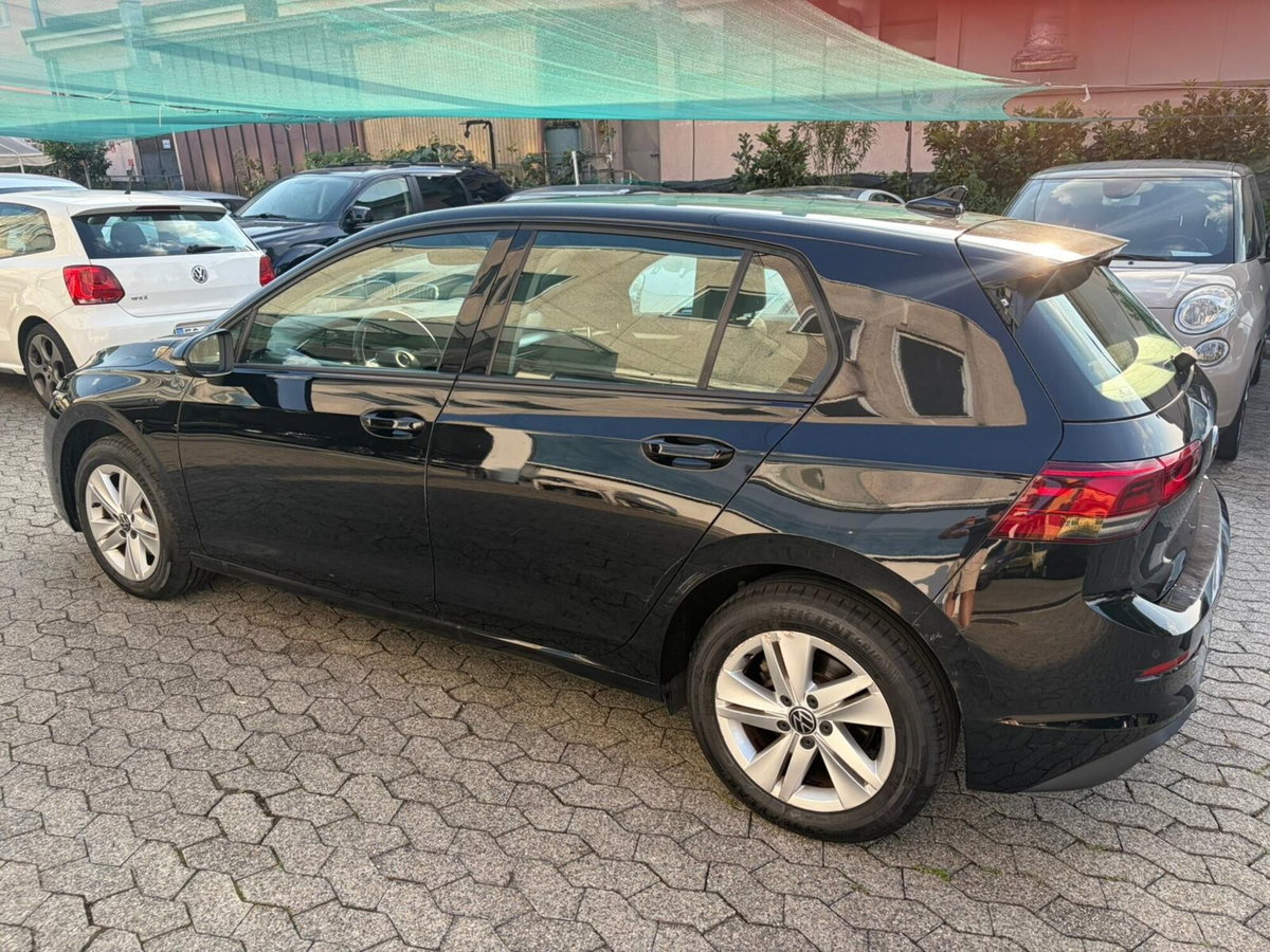 Volkswagen Golf 2.0 TDI SCR Life (6)