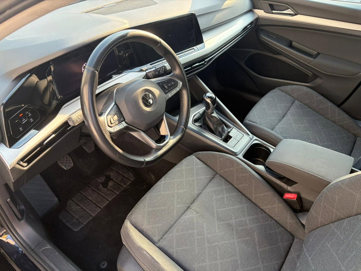 Volkswagen Golf 2.0 TDI SCR Life (8)