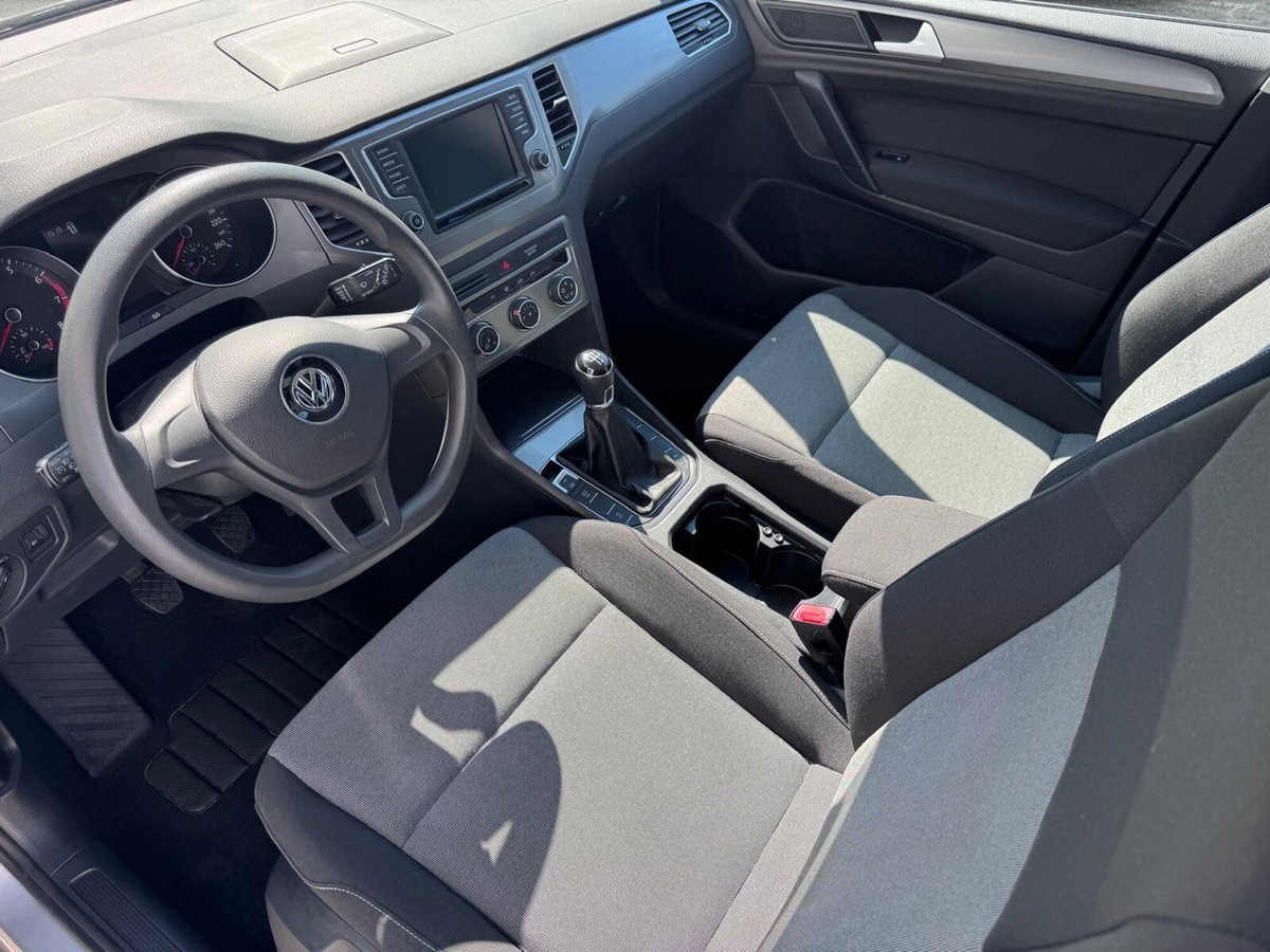 Volkswagen Golf 1.2 TSI 85 CV 5p. Trendline BlueMotion Technology (8)