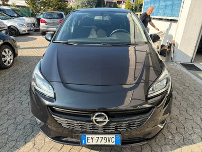 Opel Corsa 1.2 5 porte Cosmo (2)