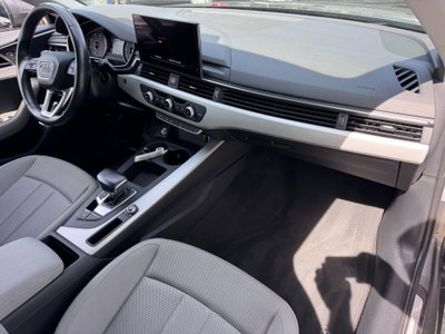 Audi A4 Avant 30 TDI/136 CV S tronic Business Advanced (11)