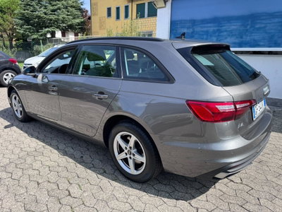 Audi A4 Avant 30 TDI/136 CV S tronic Business Advanced (4)