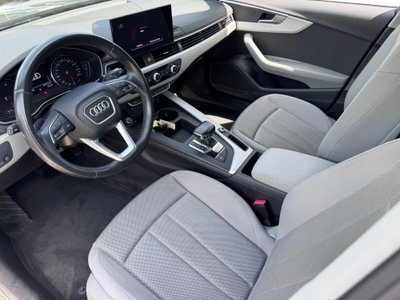 Audi A4 Avant 30 TDI/136 CV S tronic Business Advanced (8)
