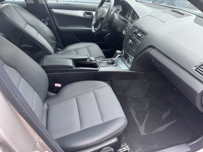 Mercedes-Benz Classe C 220 CDI Avantg. (11)
