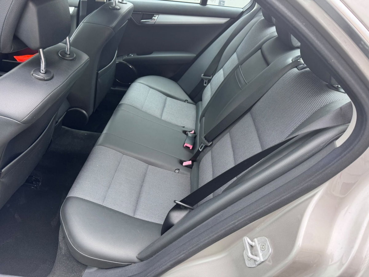 Mercedes-Benz Classe C 220 CDI Avantg. (9)