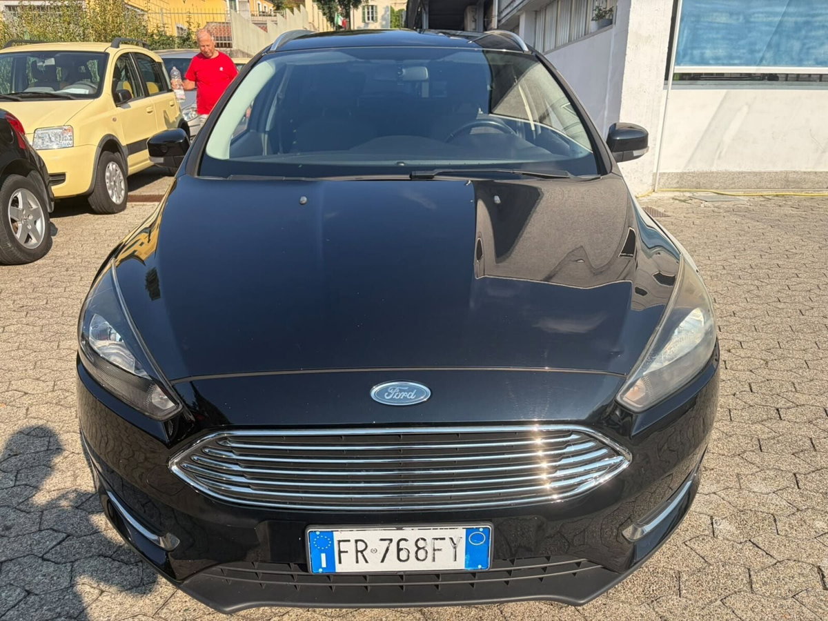 Ford Focus Station Wagon 1.5 TDCi 120 CV Start&Stop SW Titanium (2)