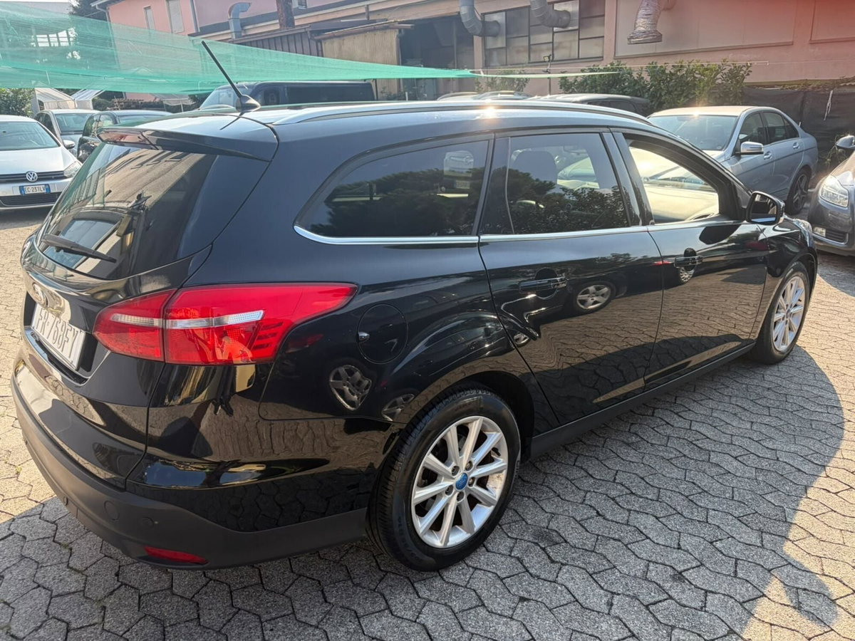 Ford Focus Station Wagon 1.5 TDCi 120 CV Start&Stop SW Titanium (4)
