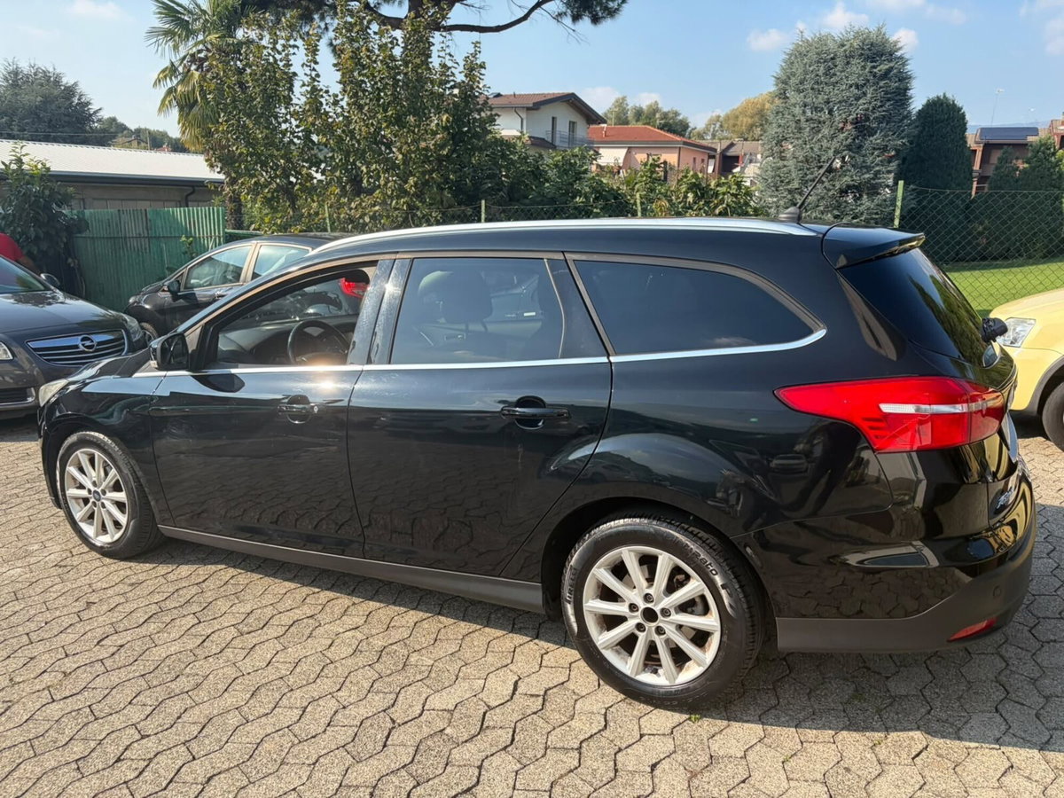Ford Focus Station Wagon 1.5 TDCi 120 CV Start&Stop SW Titanium (6)