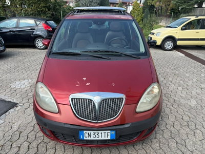 Lancia Musa 1.4 16V Platino (2)