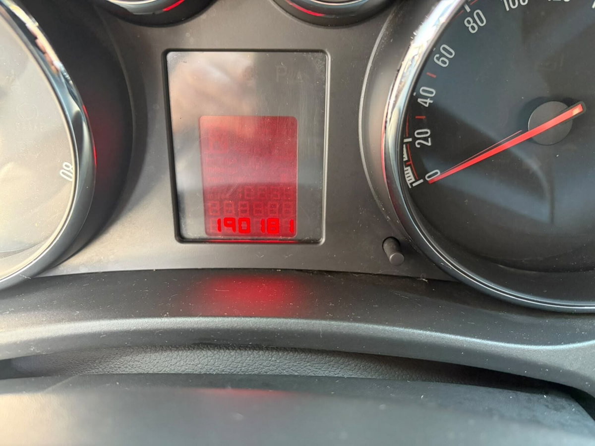 Opel Meriva 1.4 Turbo 120CV Elective (14)