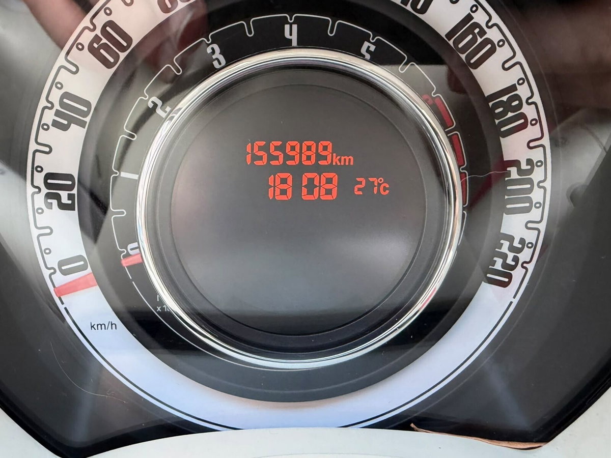 Fiat 500 Cabrio 1.2 Lounge (14)