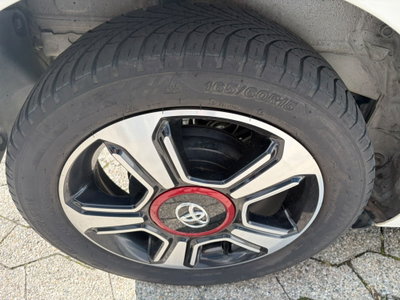 Toyota Aygo 1.0 VVT-i 69 CV 5 porte x-cite TSS (15)