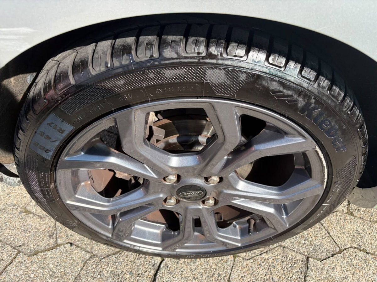 Ford Fiesta 1.1 85 CV 5 porte ST-Line (15)