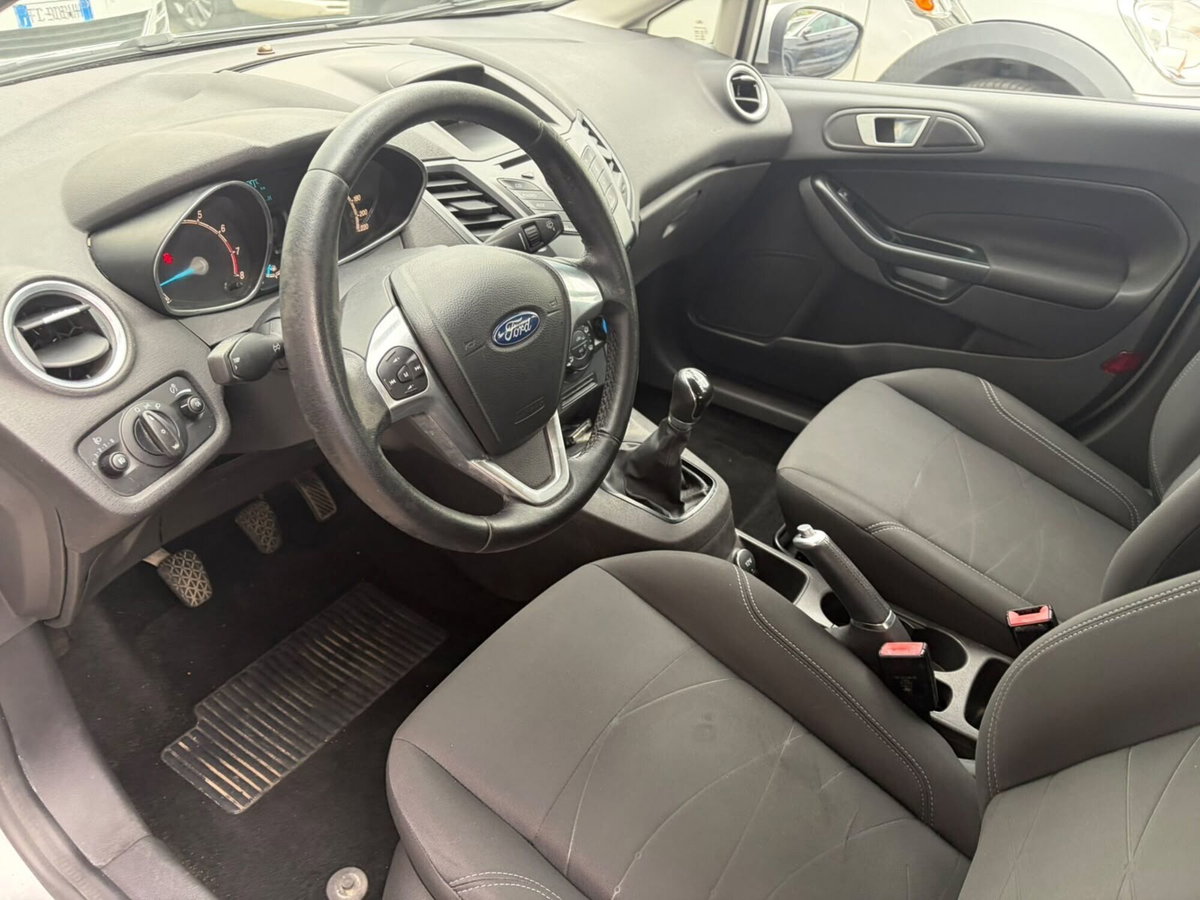 Ford Fiesta 1.2 60CV 5p. Tit. (8)