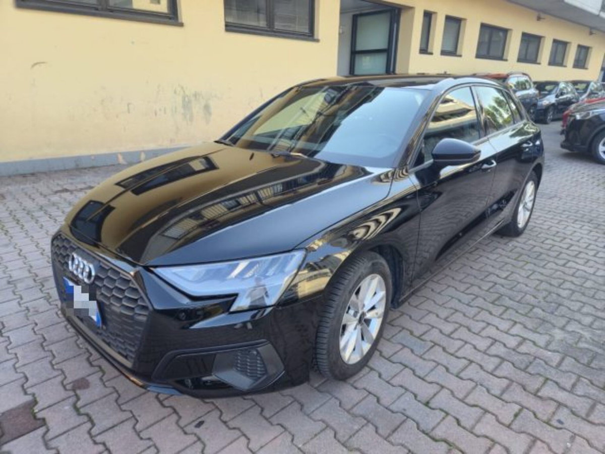 Audi A3 Sedan 30 TFSI S tronic Business
