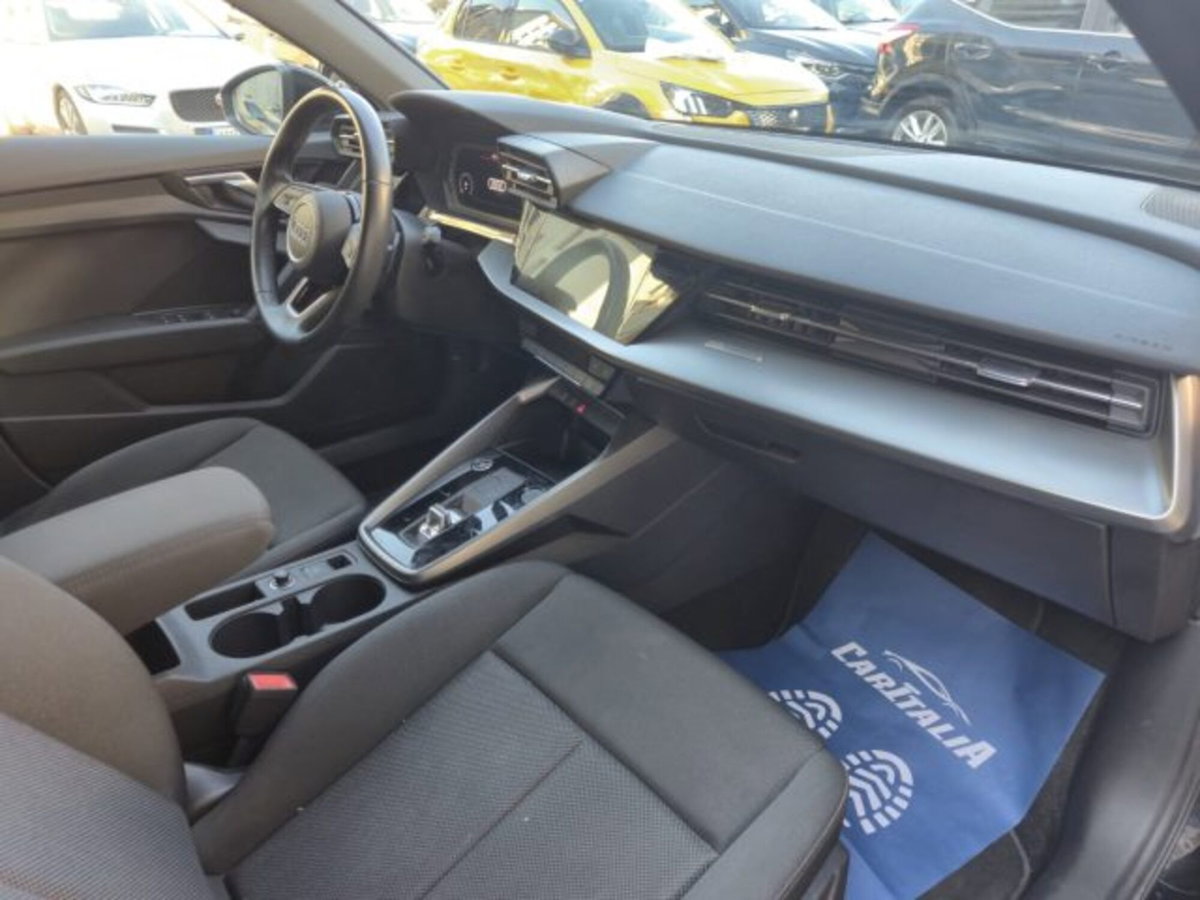 Audi A3 Sedan 30 TFSI S tronic Business (8)