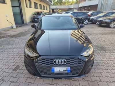 Audi A3 Sedan 30 TFSI S tronic Business (2)