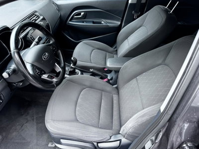 Kia Rio 1.1 CRDi 5p. Cool (7)