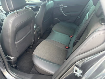 Opel Insignia Station Wagon CDTI 160CV Sports Cosmo (9)