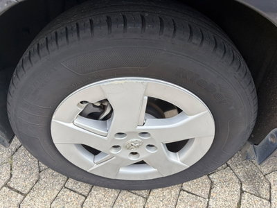 Toyota Prius 1.8 Executive (15)