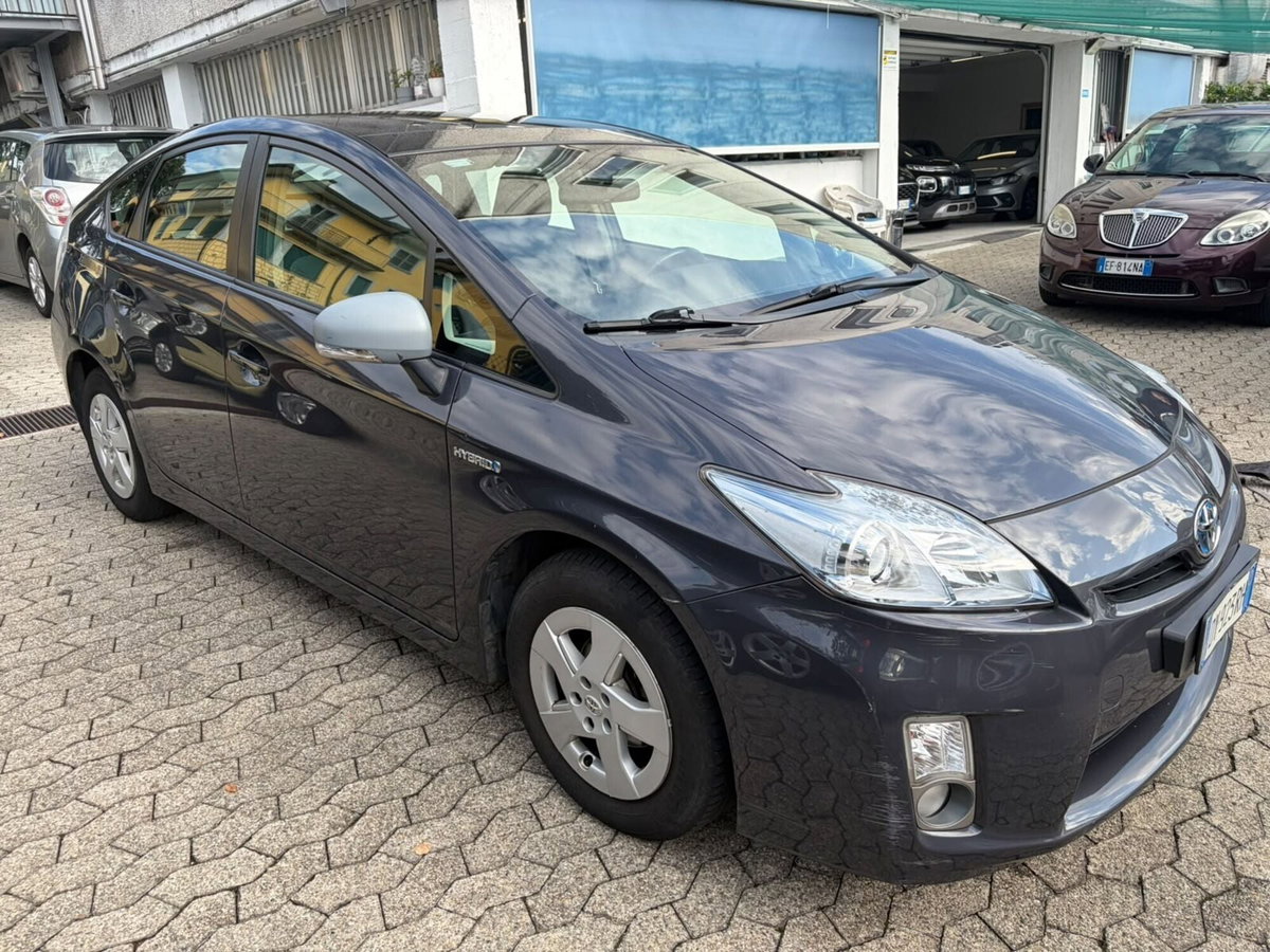 Toyota Prius 1.8 Executive (3)