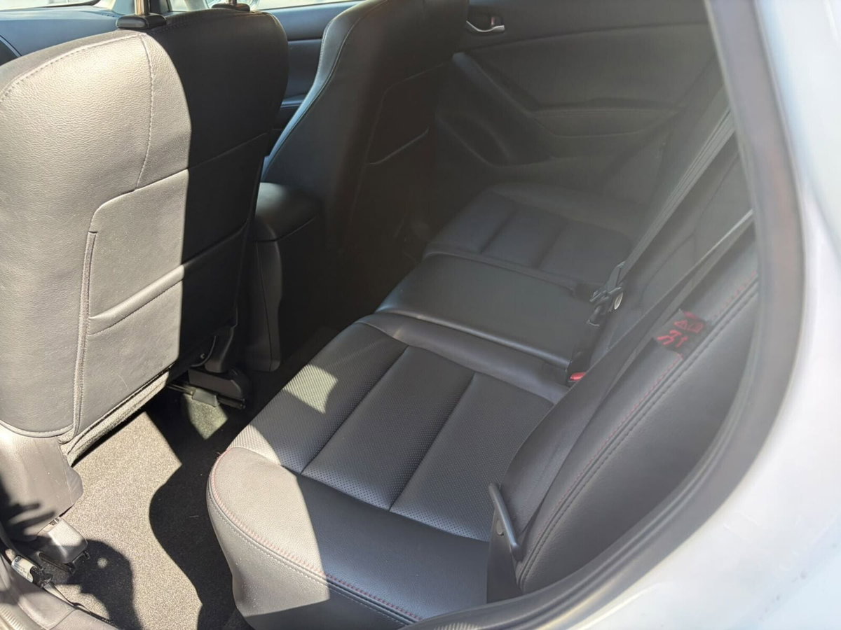 Mazda CX-5 2.2L Skyactiv-D 175CV 4WD Exceed (9)